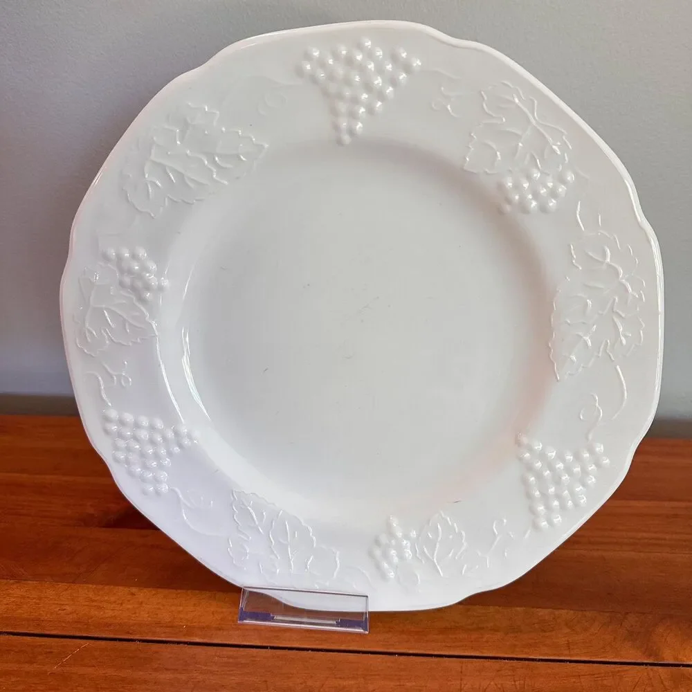 Vtg Indiana Colony Harvest Grape Milk Glass 5 Pc Set Plate Cup Saucer Cream Suga